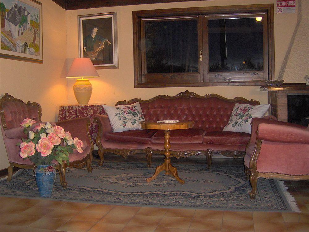 Bed & Breakfast Santa Fara Бари Экстерьер фото