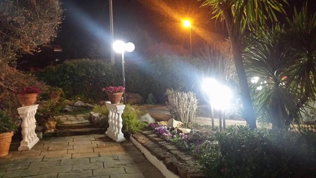 Bed & Breakfast Santa Fara Бари Экстерьер фото