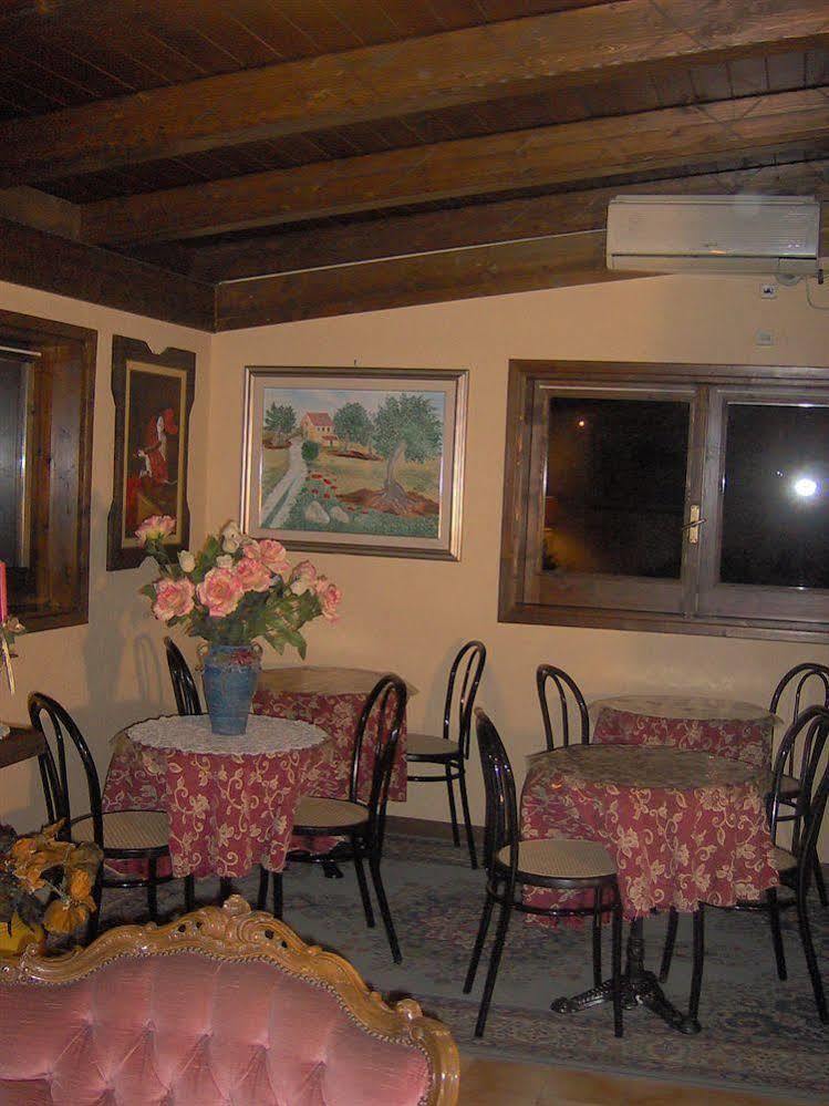 Bed & Breakfast Santa Fara Бари Экстерьер фото