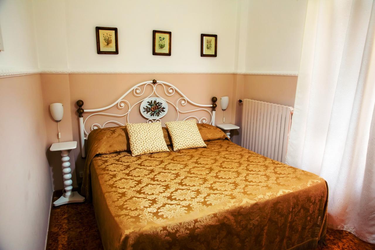 Bed & Breakfast Santa Fara Бари Экстерьер фото