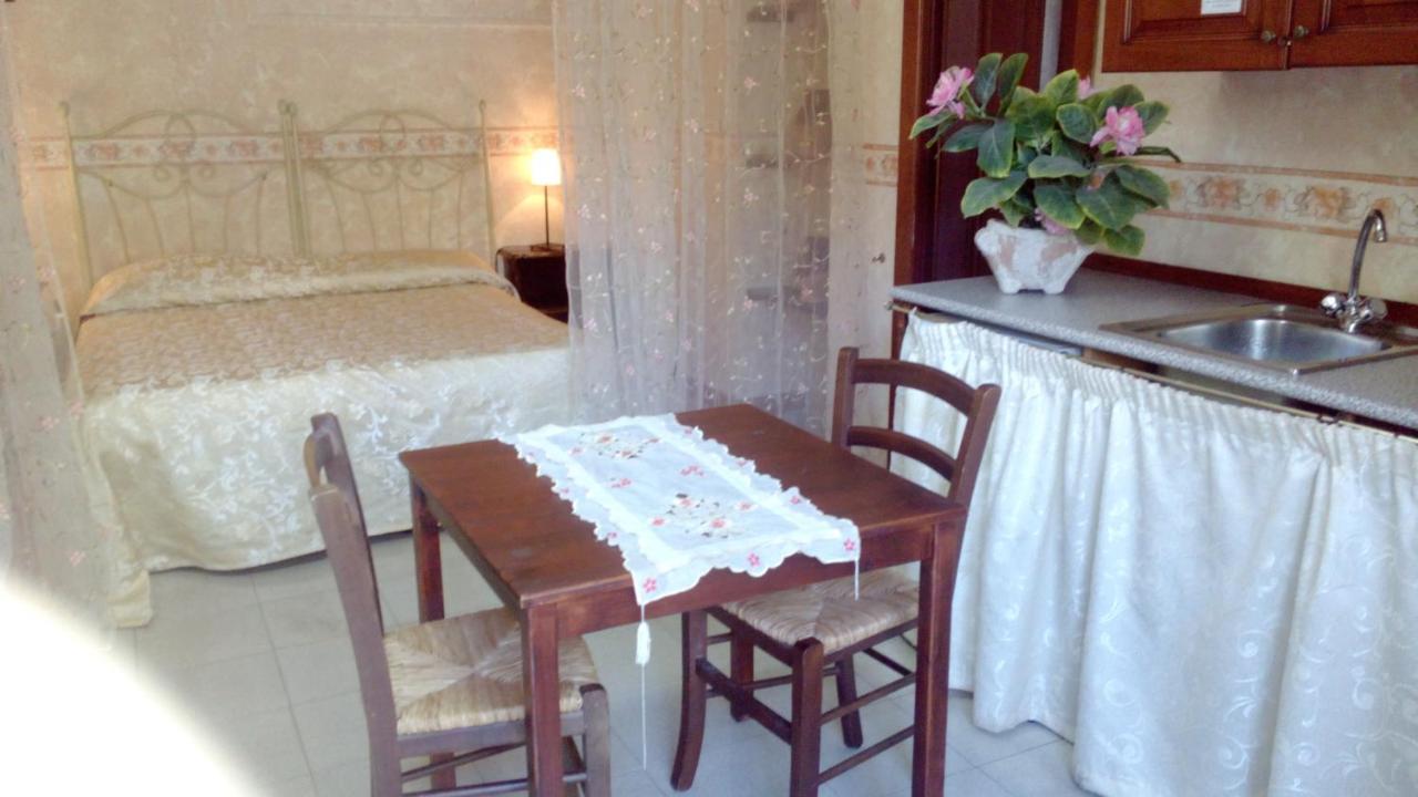 Bed & Breakfast Santa Fara Бари Экстерьер фото
